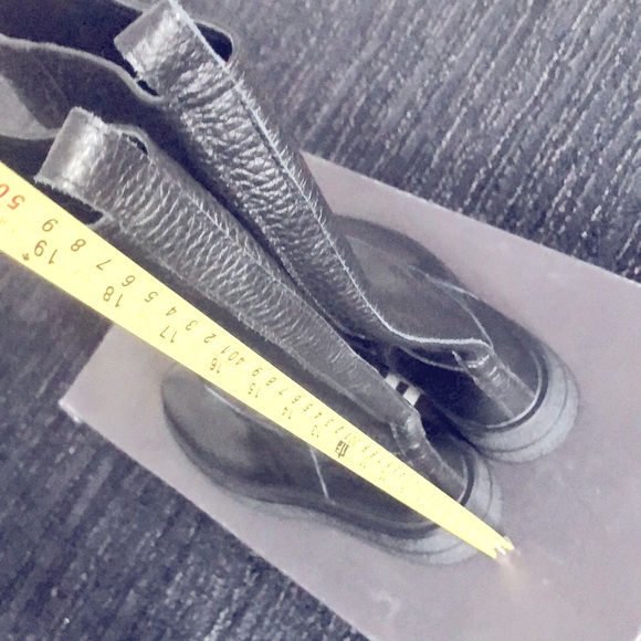 NWOT- EMANUELE CRASTO (EU40) Vitello Nizza nero-mattone chunky boots - Picture 1 of 16